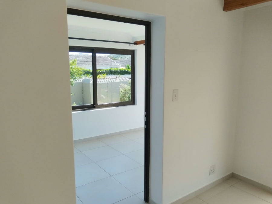 To Let 3 Bedroom Property for Rent in Silverglade Western Cape